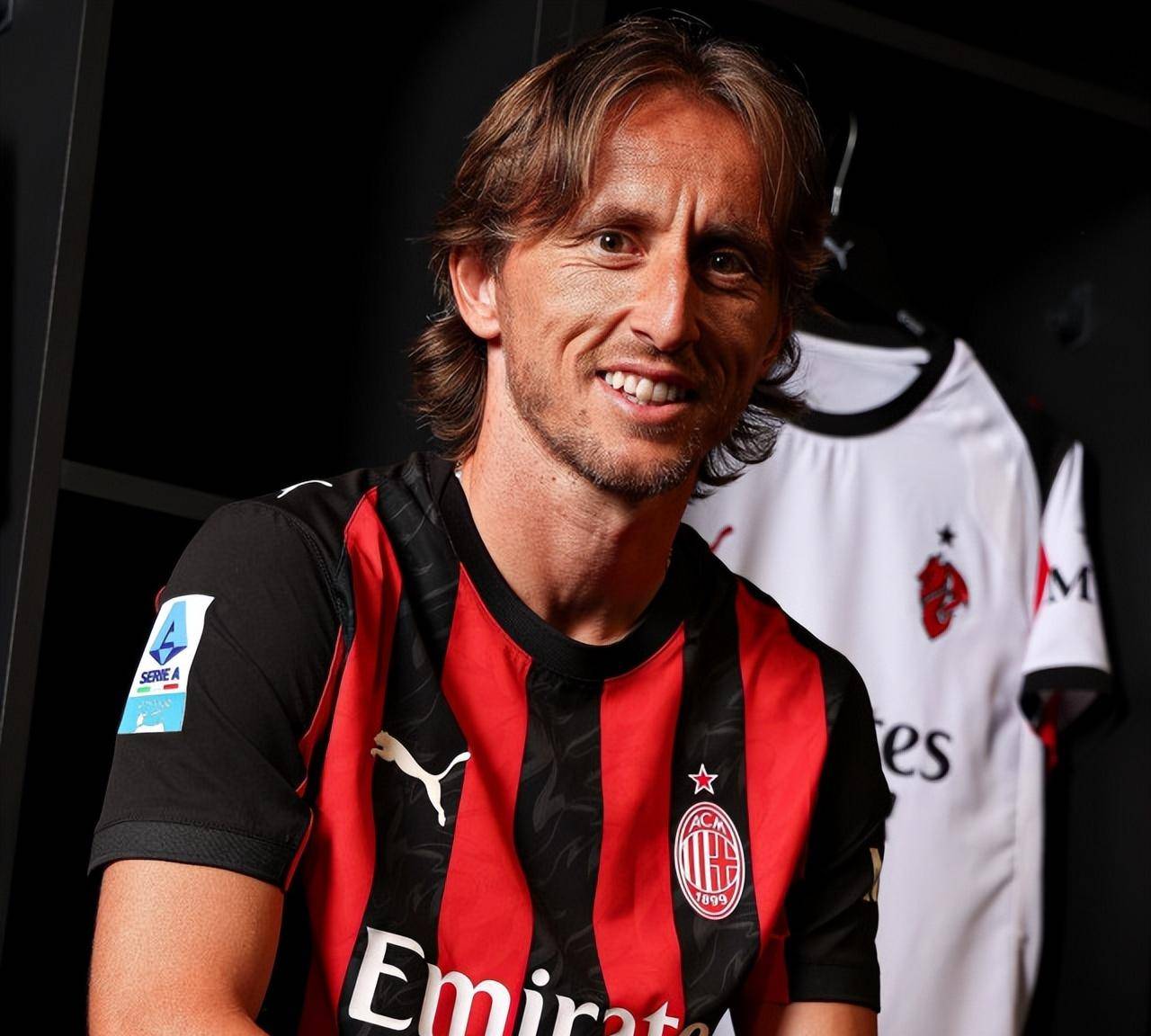 冠军打野救不了小凤凰！鏖战NIP五局最终不敌，FPX结束2025赛季