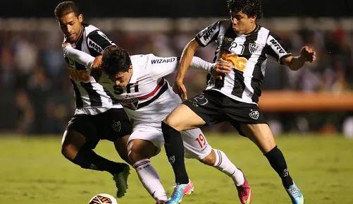 东契奇在赛 东契奇在赛