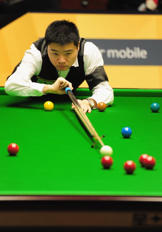 中超 争分夺秒，成都队已在济南开练，周三战泰山他们有何招数？.